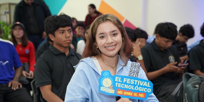 Participante del El Festival Tecnológico KRONOX 2026